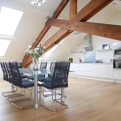 Stunning 3 Bedroom Penthouse in Ulverston Center