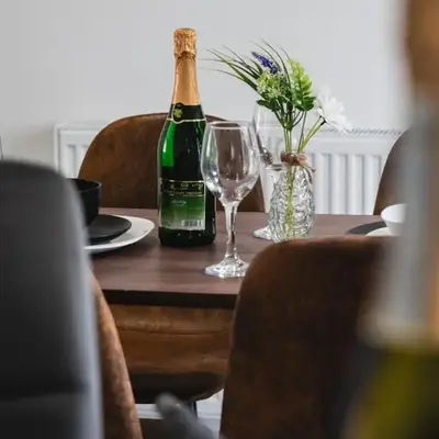 Comfy Spacious Home Near Preston City Centre - Sleeps 6