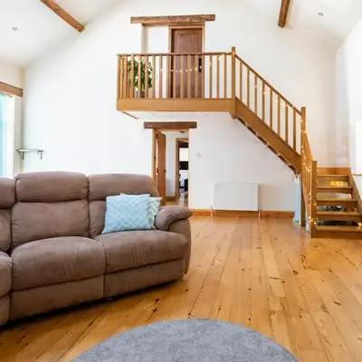Large converted barn in peaceful