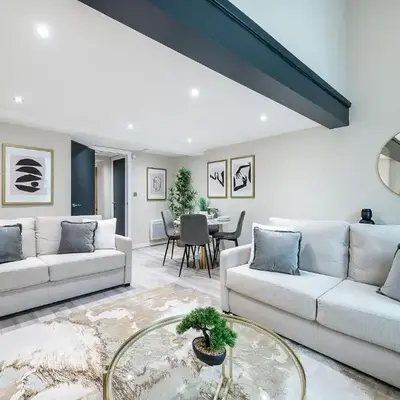 Host & Stay - Halifax House Living