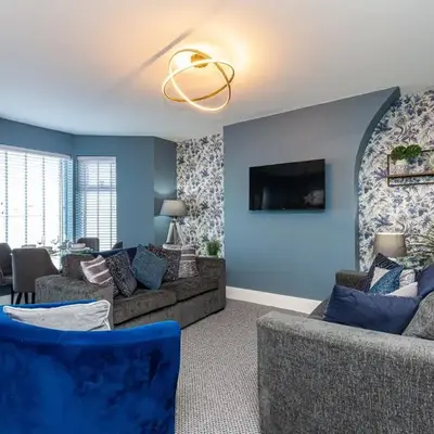 Seafront Apartment - Sleeps 6 - Gateway to the Lake District - Brand New