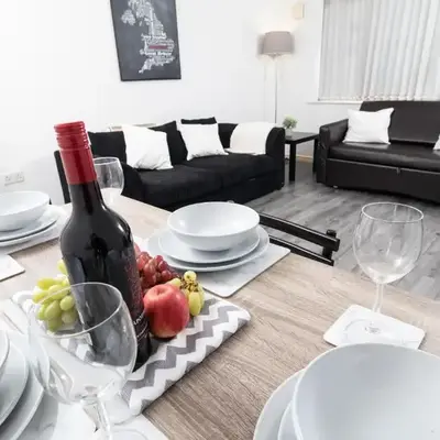 Central Liverpool Haven 3 bedroom House Private Parking