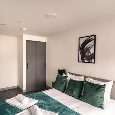 Smart 1 Bedroom Apartment in Liverpool Centre