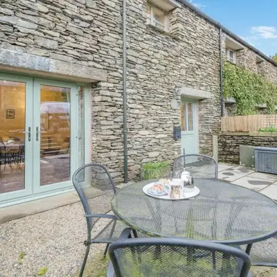 2 Bed in Ulverston oc-sz013
