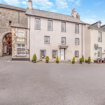 Cartmel Place
