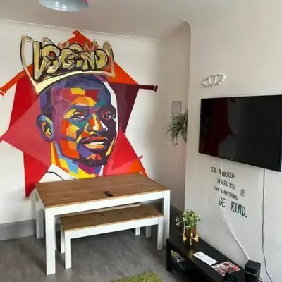 2-Bedroom Flat w/ En-Suites