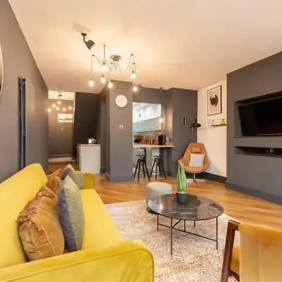 Modern 2-Bedroom House in Blackpool Near Seafront