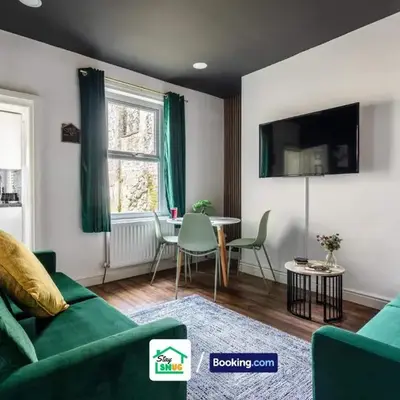 Three Bedroom House in Preston