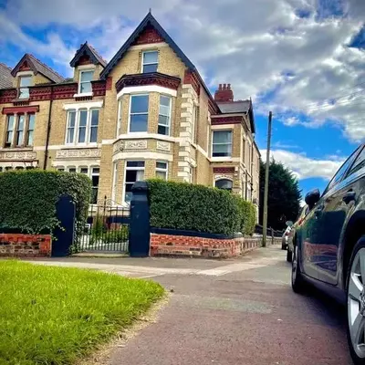 Single Room Shared bathroom Free Street Parking Near Anfield LFC