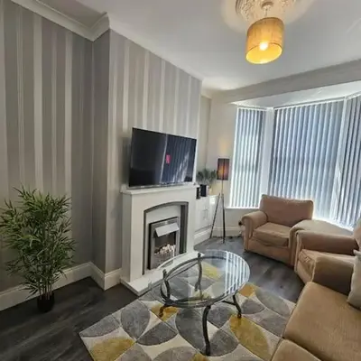 City Centre - Comfy 6 beds - Up to 30 percent off - Contractors delight