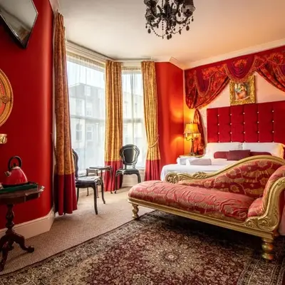 Hotel Rouge