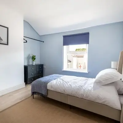 Red & Blue flat 15mins to Liverpool city centre