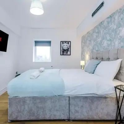 #6 - Vibrant apartment in City Centre - Sleeps 7 - Exclusive offers at a-kapartments