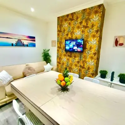 Liverpool 4 Bed Home Sleeps 18 Free Parking