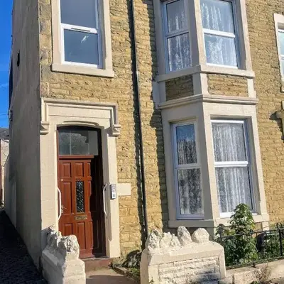 Bay Wind Apartment