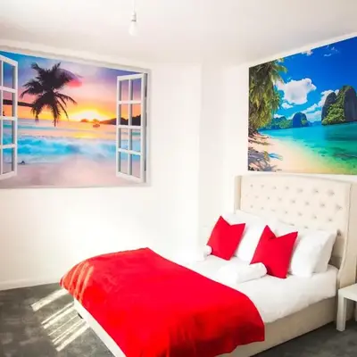Lucky Home 24 - Ideal for Trade & Family - 2 Bedrooms - 3 Beds - Max 4 Guests - Close to BAE