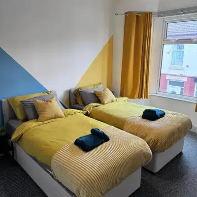 Modern Retreat Your Birkenhead Heaven