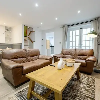 GuestReady - Georgian Quarter retreat with terrace