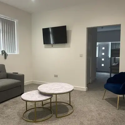 Ground Floor - Balmoral Stays - Apartment 2 - Sleeps 6 Free WiFi