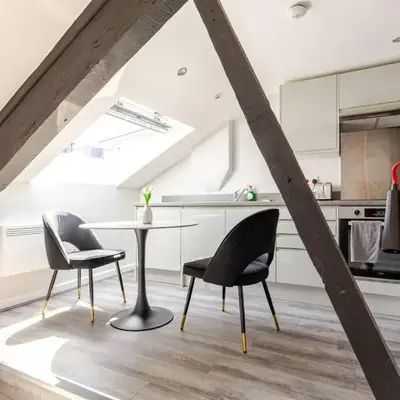2-Bed Apartment with Sofa Bed