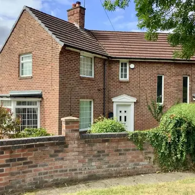 Lorton Villa with a Log Burner