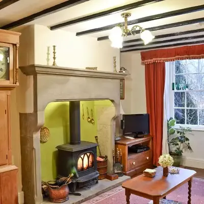 Tom's Cottage