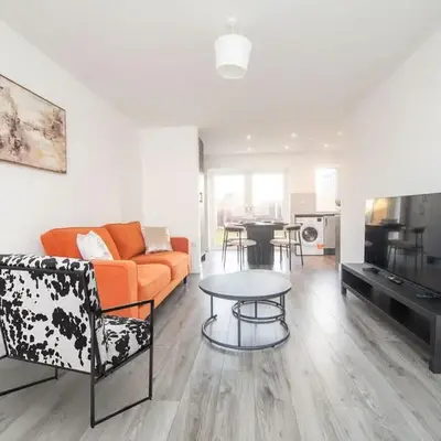 Modern 3-Bed Home-Liverpool Stay