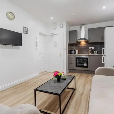 TopFloor Apt LikeHome Long-Term Free Parking