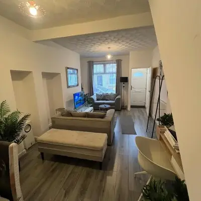 Anfield cosy stay