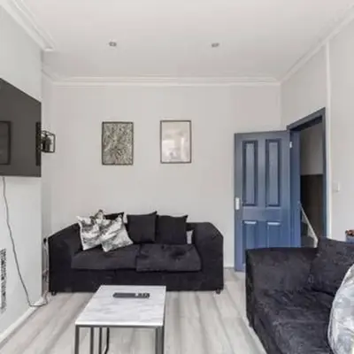 3Bed 2Bath house - Free Parking - Close to Everton & Liverpool FC- Managed by Chique Properties Ltd