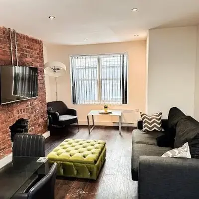 CASTLE STREET - City Centre 2 bedroomed Apt sleeps 8