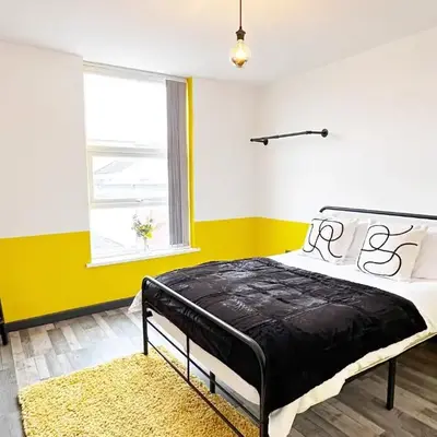 Willow Suite - 3br - Sleeps 8 - Central Blackpool