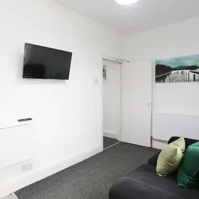 Ice Blast 1 Bed Pleasure Beach