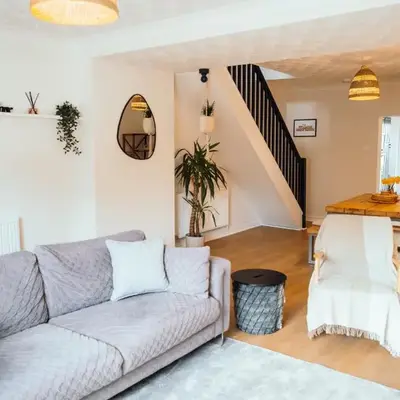 Bradley's Hideaway With Private Garden
