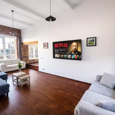 Central Apt