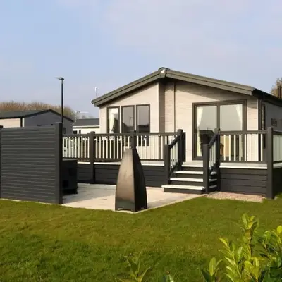 Riverside Holiday Park
