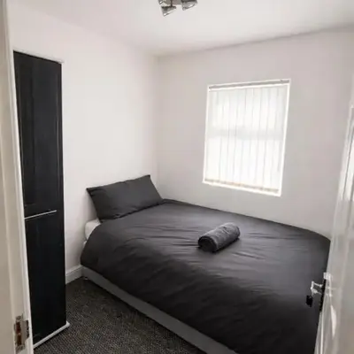Affordable room near Anfield stadium - 5 minute walk