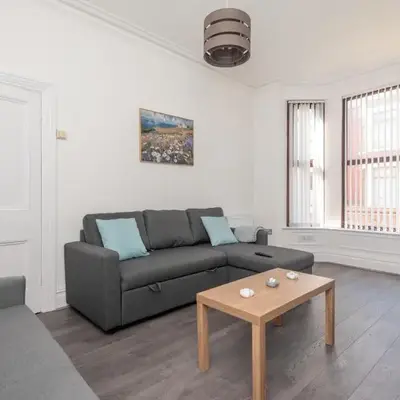3-Bed Coastal Retreat