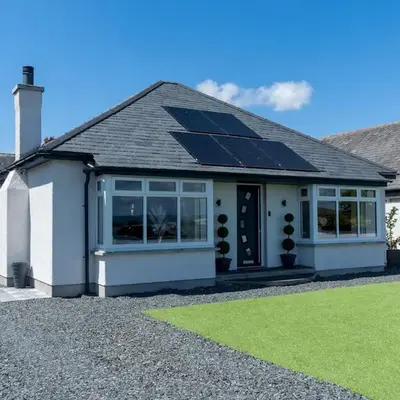 Newly Renovated Luxury Bungalow Pass the Keys