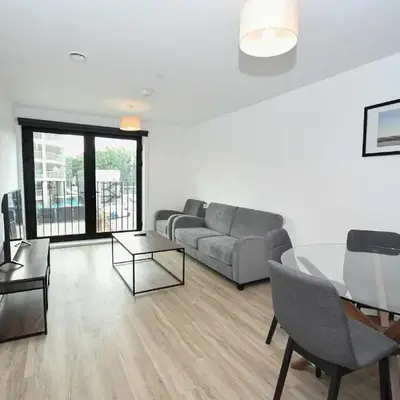Modern & Spacious 2 Bedroom Liverpool Apartment