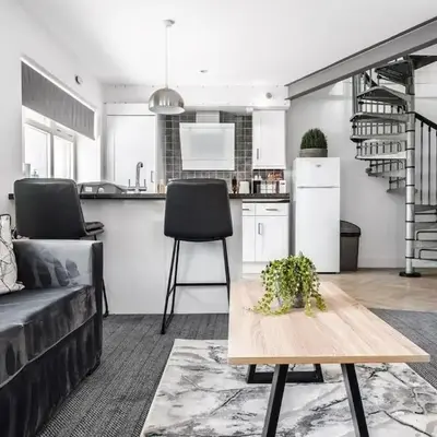 Modern unique duplex apartment in town centre