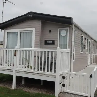 Dennys Holiday Home Pet Free