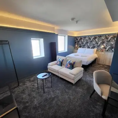 272 Accommodation