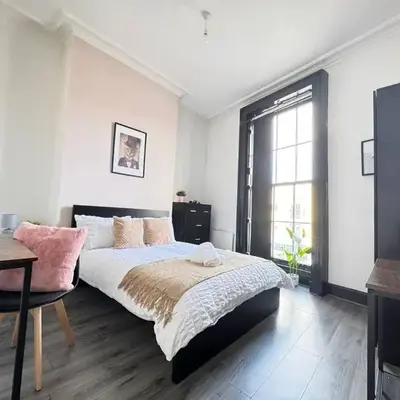 Pembroke Place Private Room 3