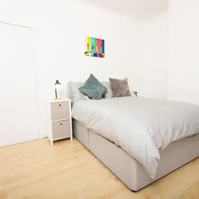 Cosy 2BR Flat Near Anfield & Goodison