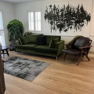 2 Bed Modern Apartment