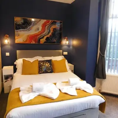 Shannon suite- Home away from Home-suitable for couples
