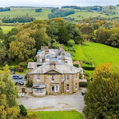 Escowbeck House - Staycation - HotTub - Sleeps 8