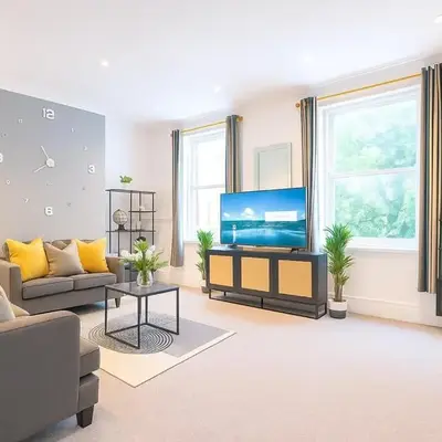 The Lytham Retreat - New! Spacious & Luxurious