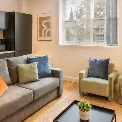 Modern 3 beds APT